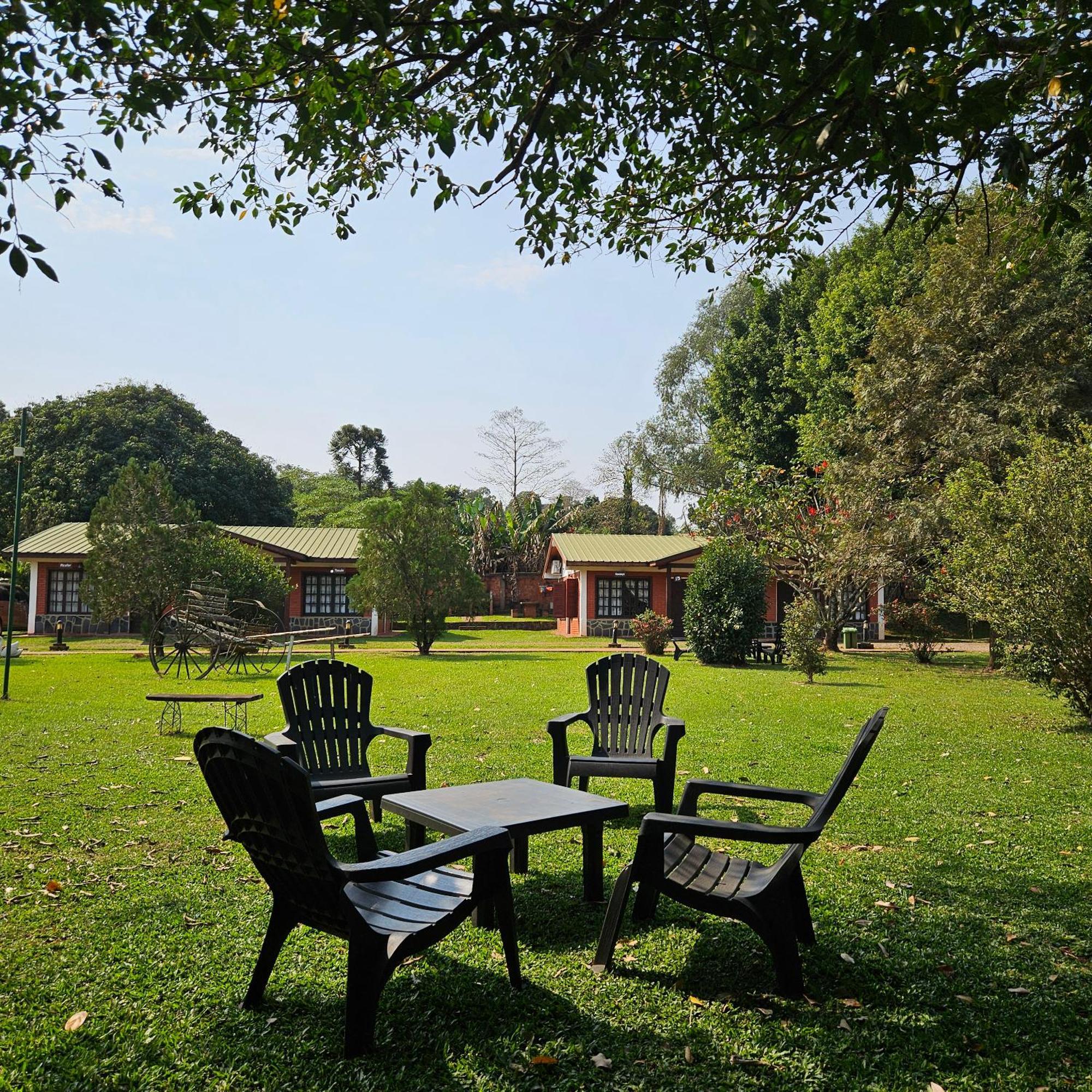 Lodge El Refugio Del Mensu *